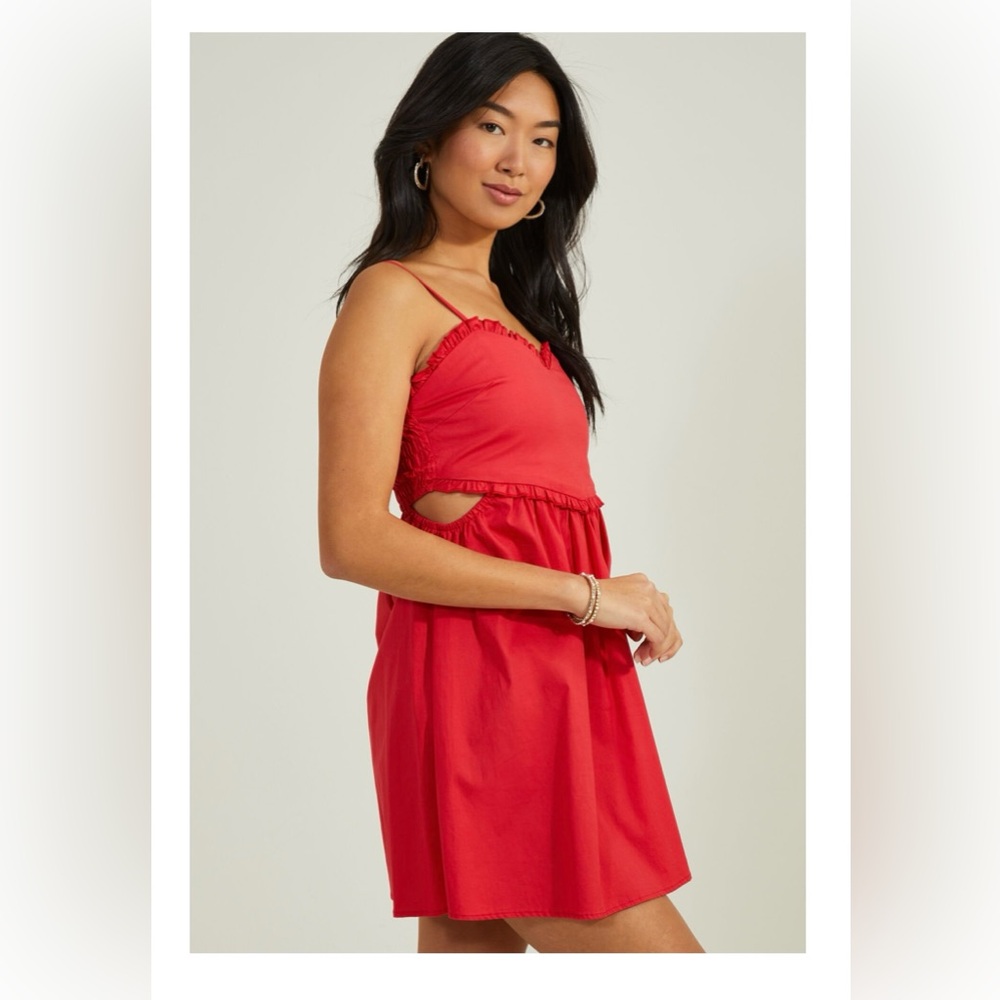 CUTE RED MINI DRESS NEW WITH TAGS
VTDO6